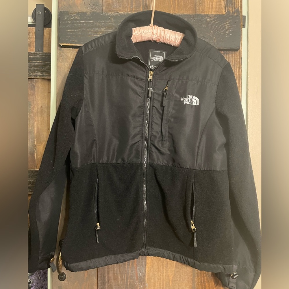 The Northface womens medium black jacket